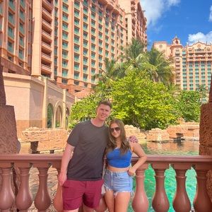 Meet your Posher, Madison